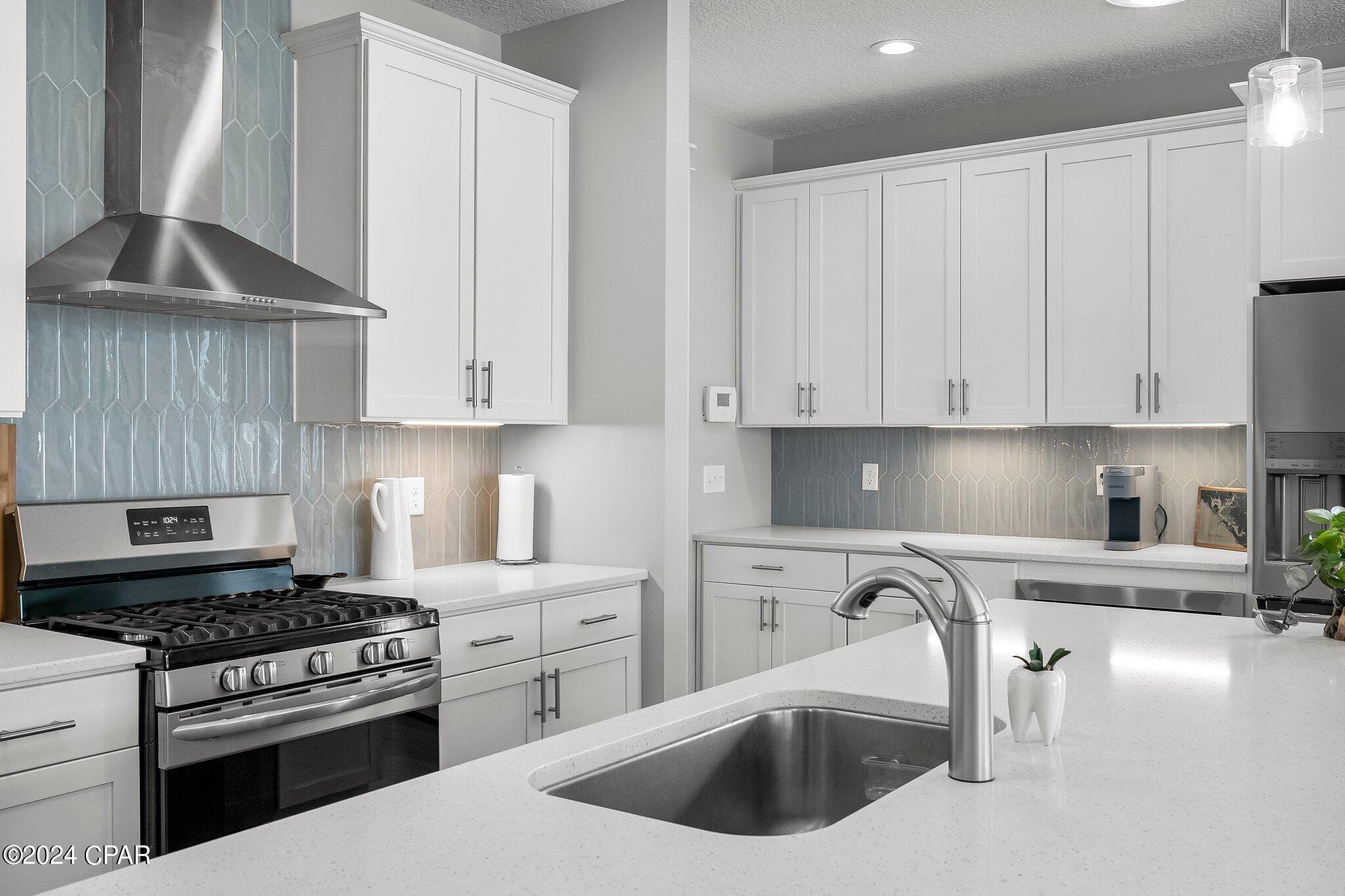 Image 3: 12-web-or-mls-2221-warbler-st