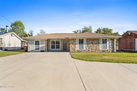 6521 Boat Race Road