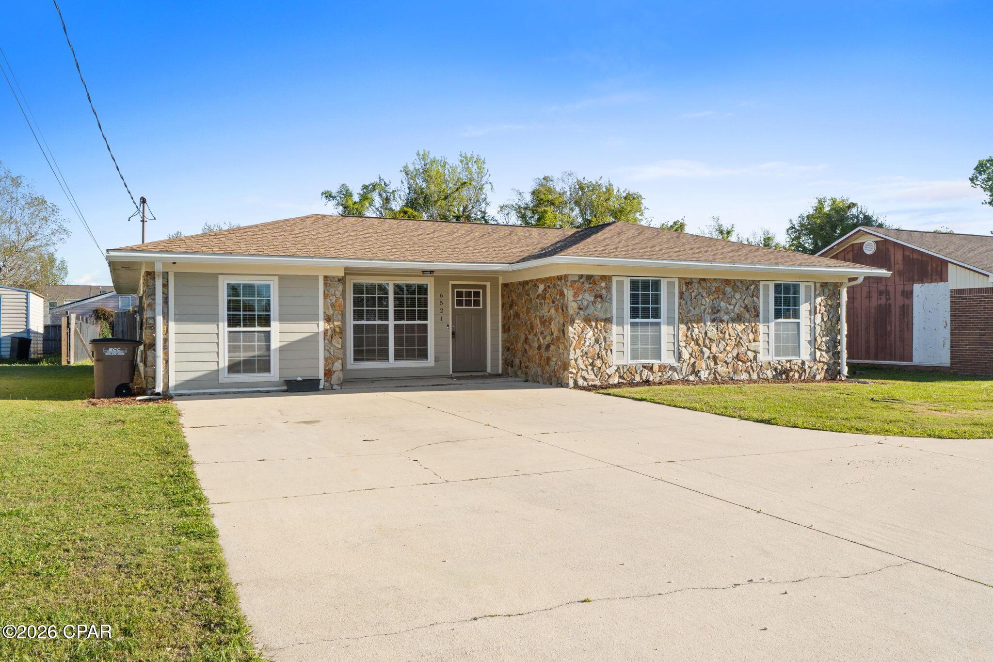 Image 2: 2-web-or-mls-FDP08244