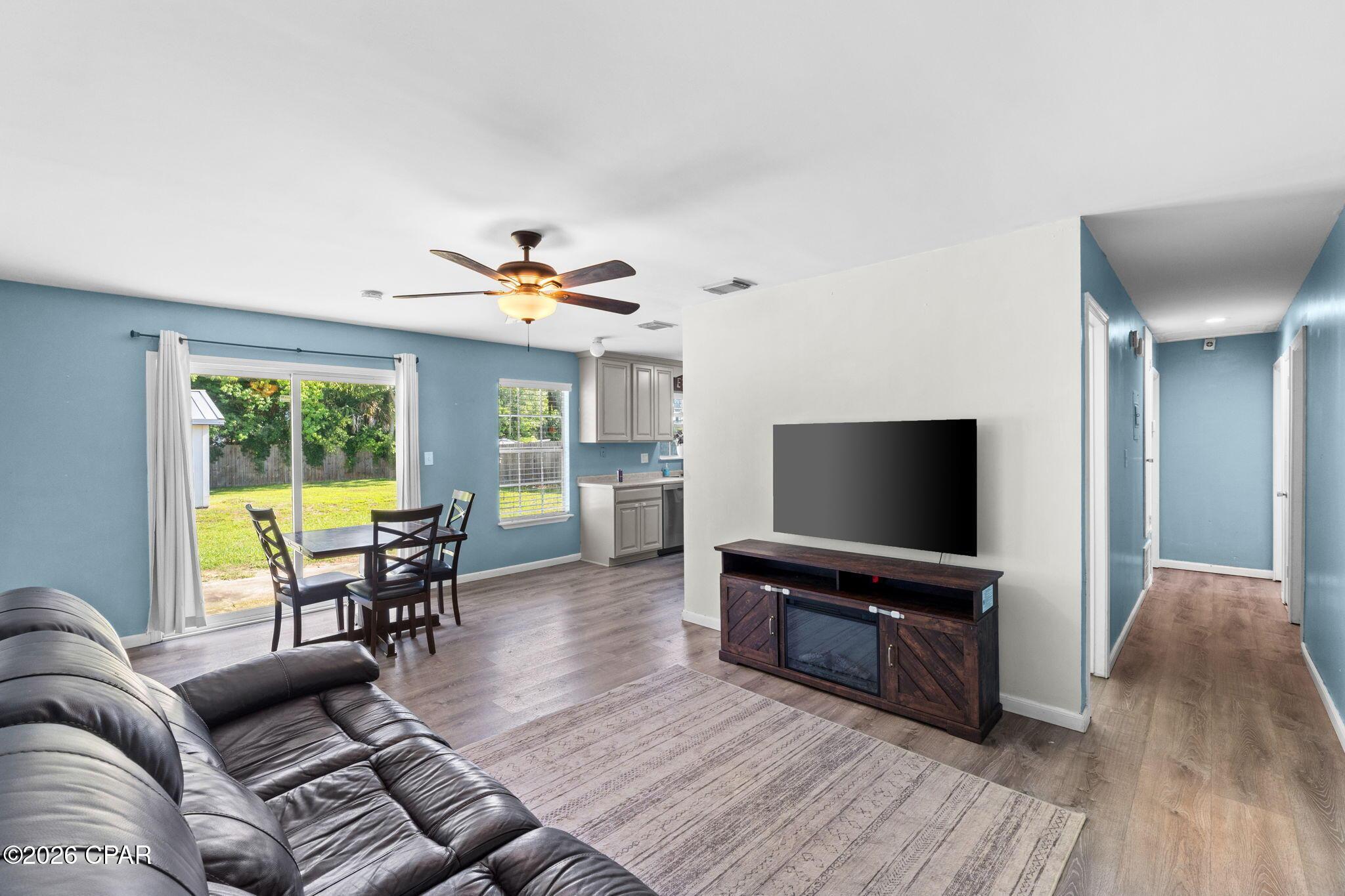 Image 2: 4-web-or-mls-FDP01758