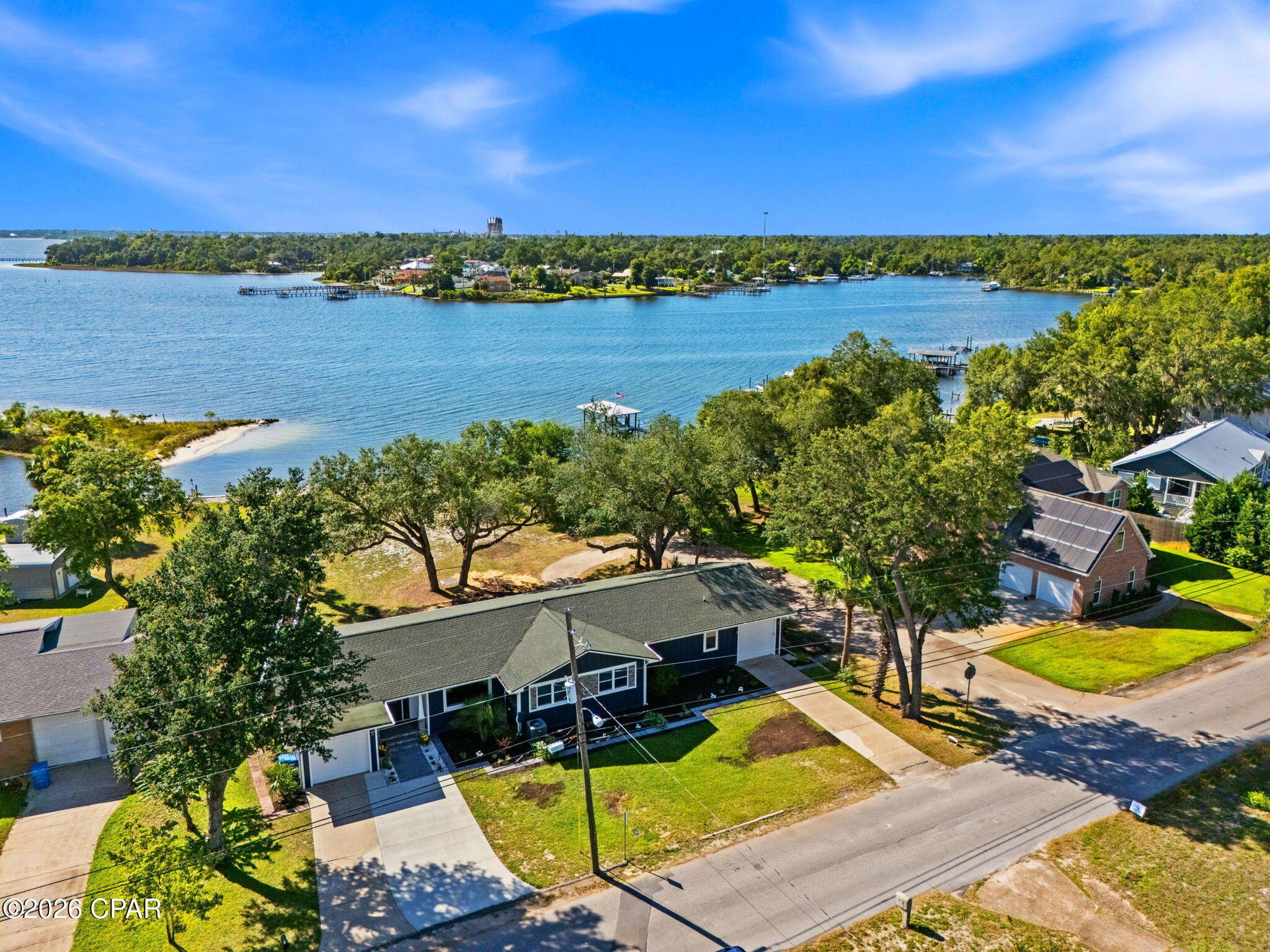 Image 2: 83-web-or-mls-1440 Dover Road-83