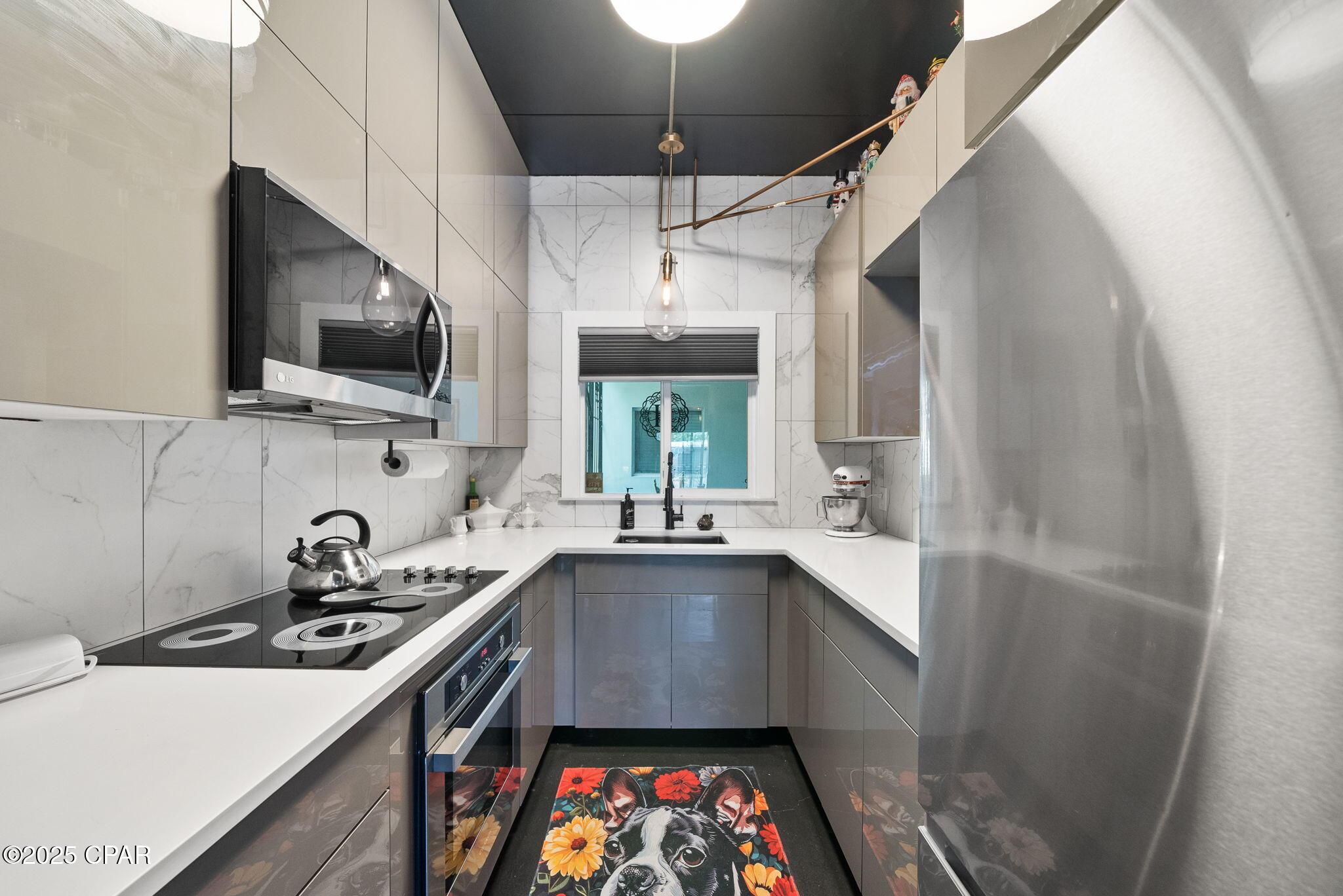 Image 3: 22-web-or-mls-DSC04438