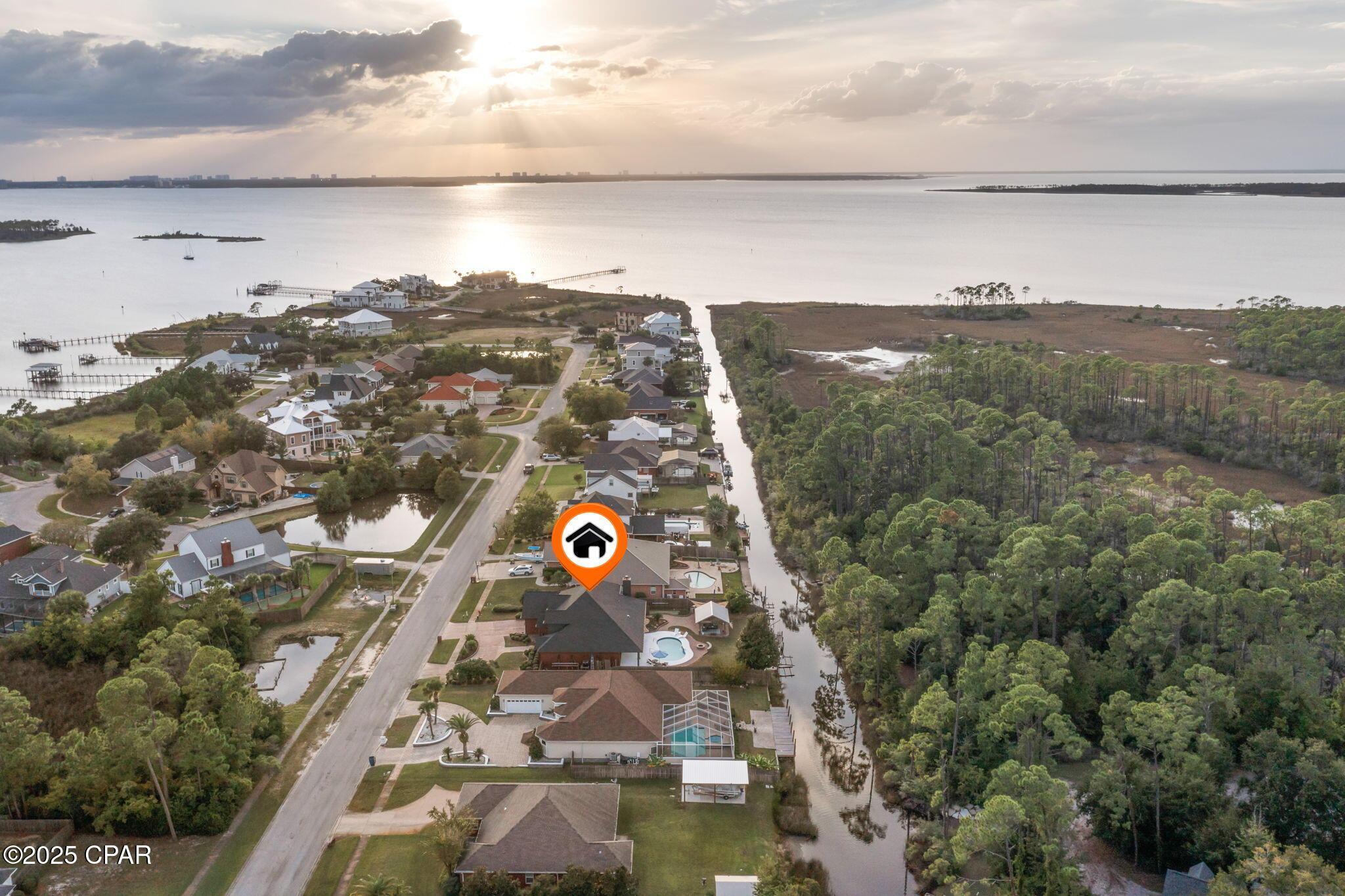 Image 2: 65-web-or-mls-Aerial_East