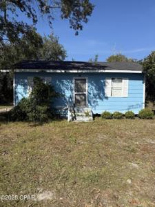 819 E 12th Court