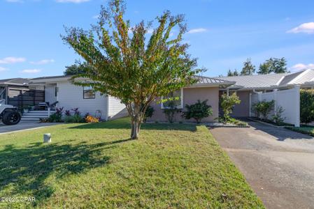 1025 W 11th Court