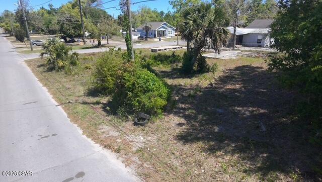 Image 3: 900 E 8th ct