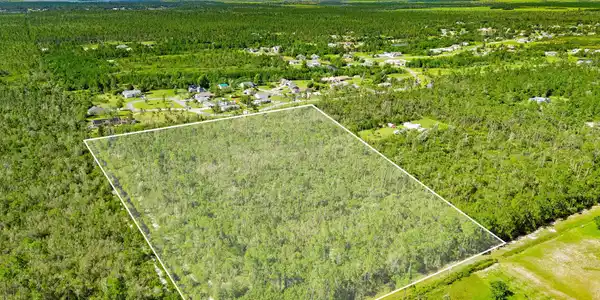 Image 4: 42-web-or-mls-PANHANDLE - 00 COUNTRY CLU