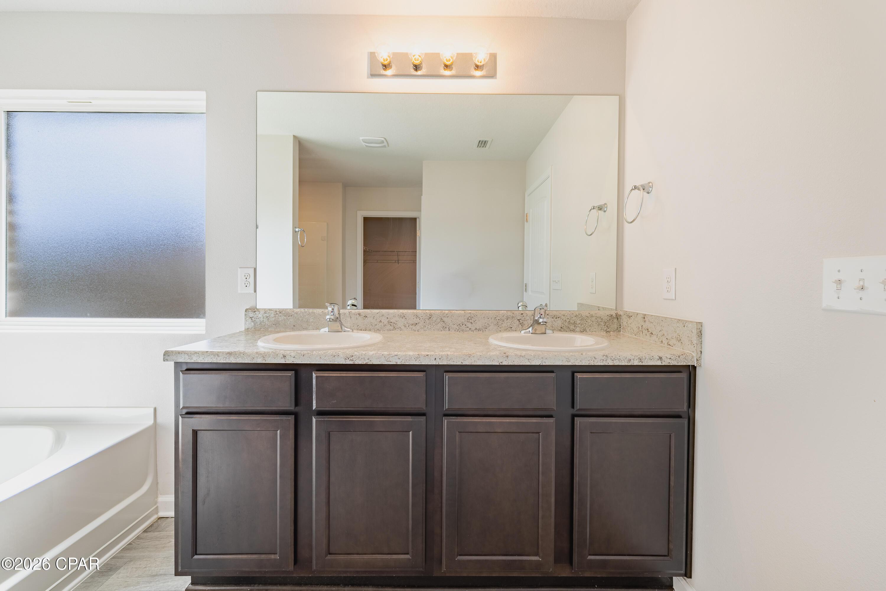 Image 4: 144Spikes-3 Master Bath