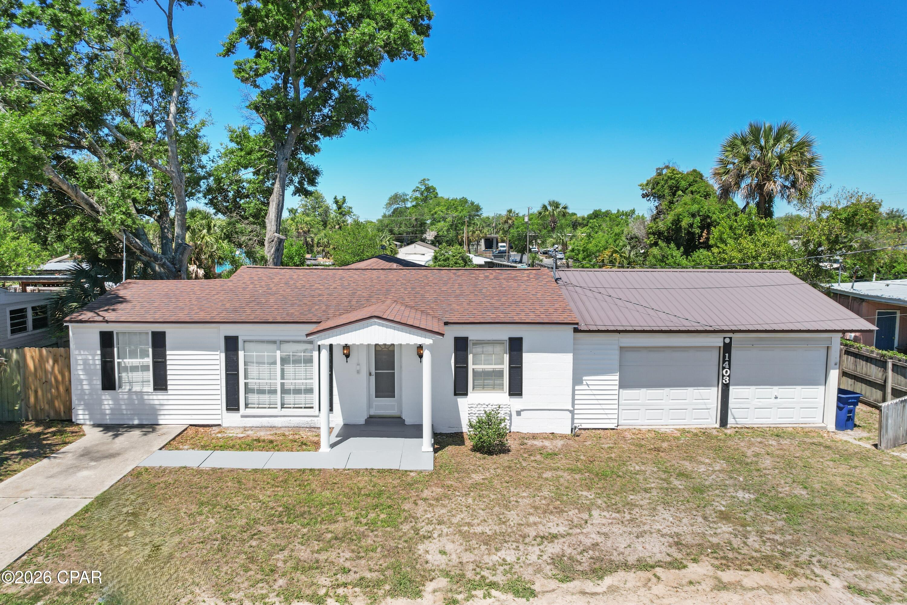 Image 2: 1403 Arthur Ave