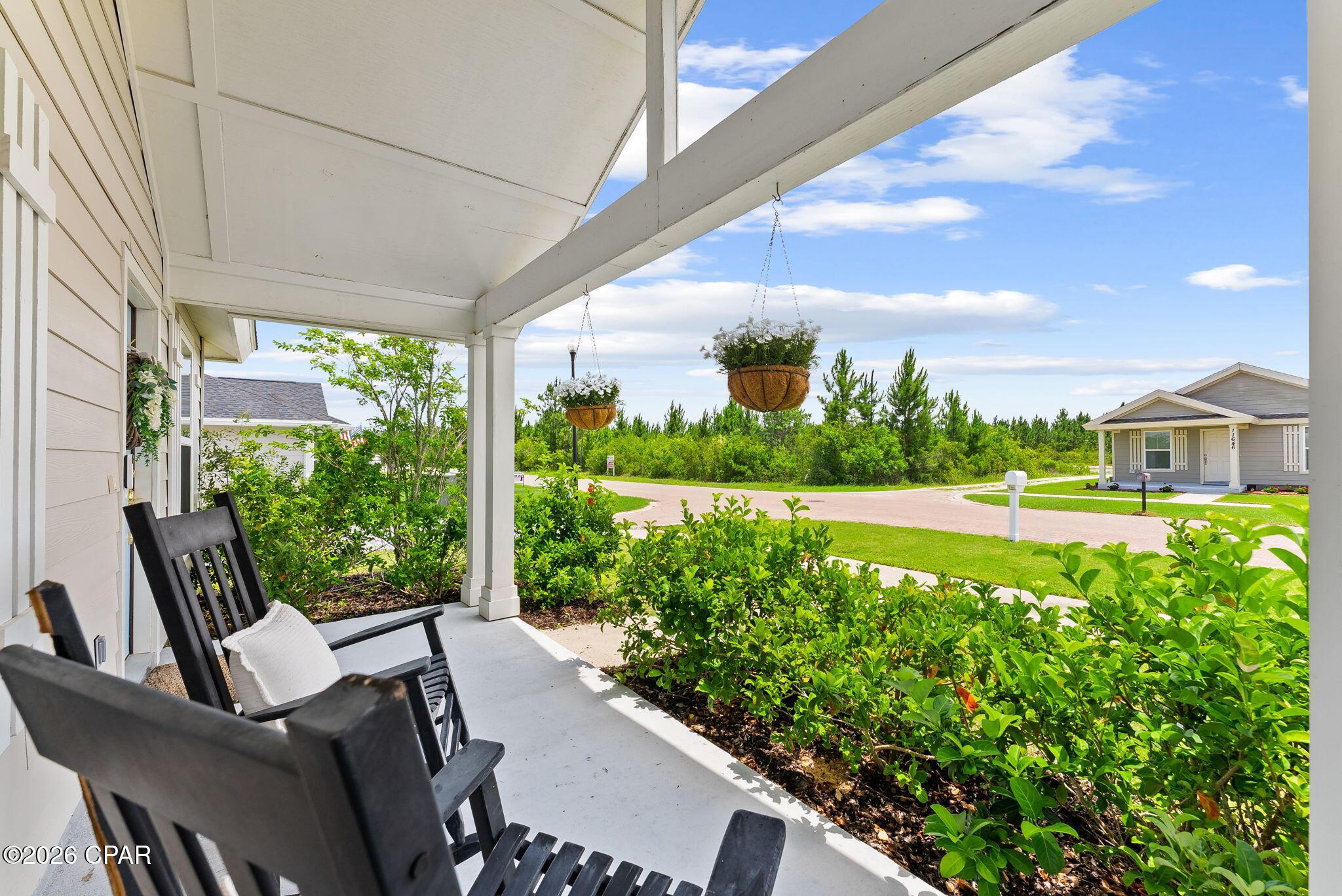 Image 4: Front Porch