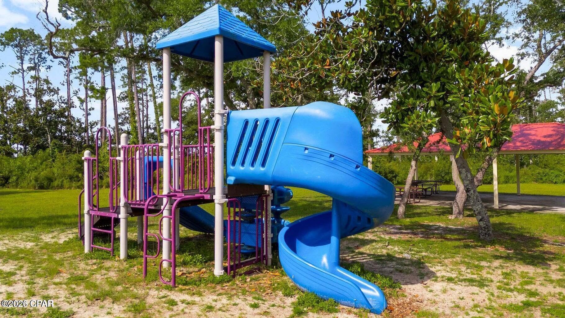 Image 4: Playground HB 2