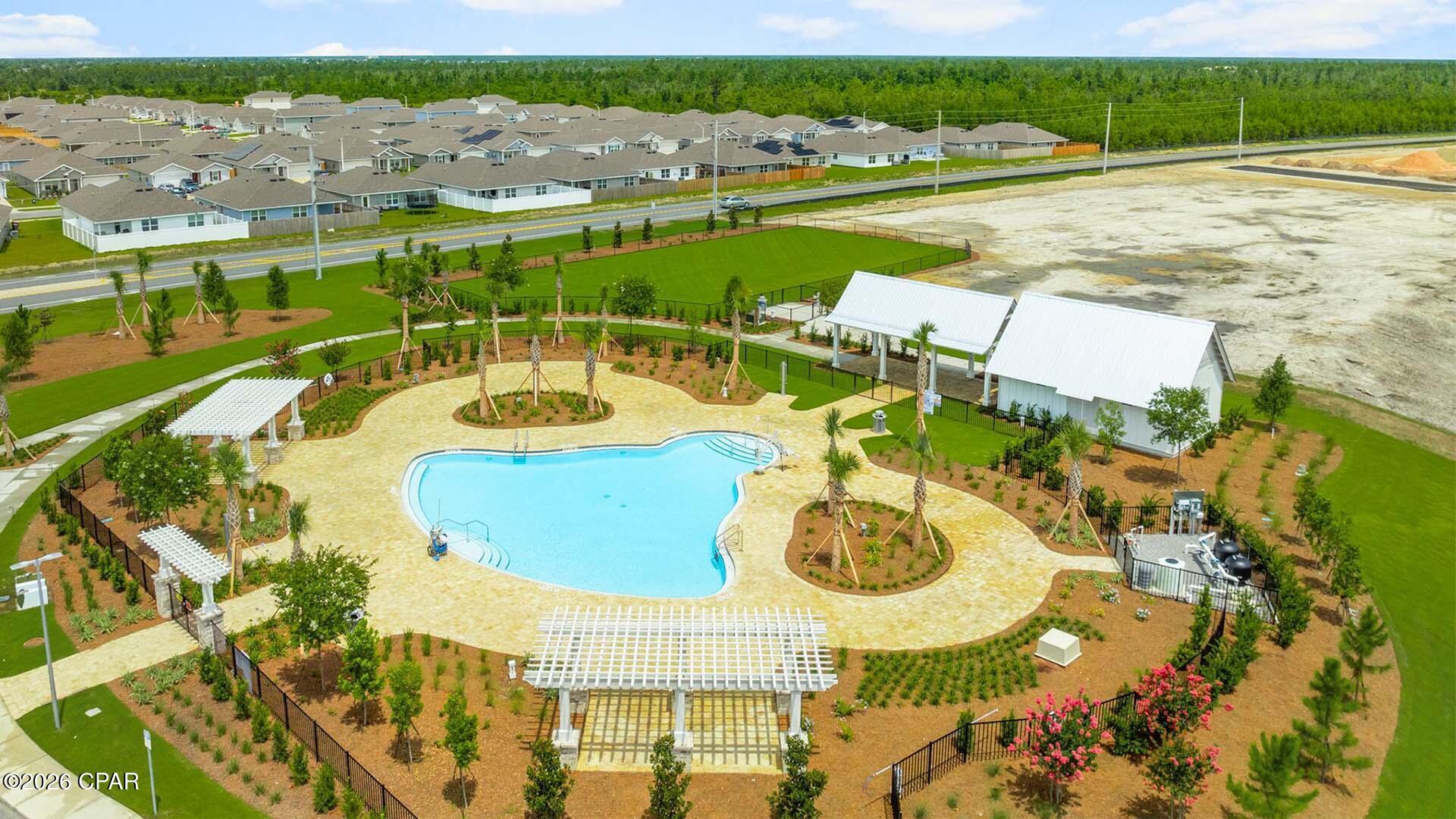 Image 3: _0017_17-web-or-mls-4784 Windrow Way-17