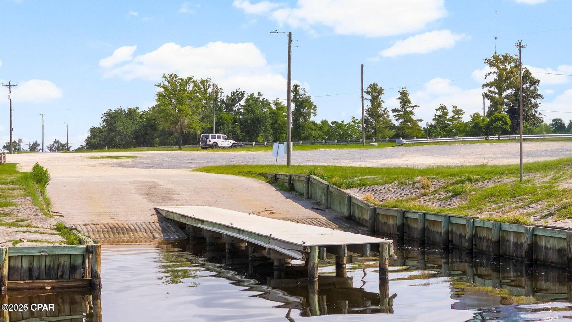 Image 4: Boat Ramp HB
