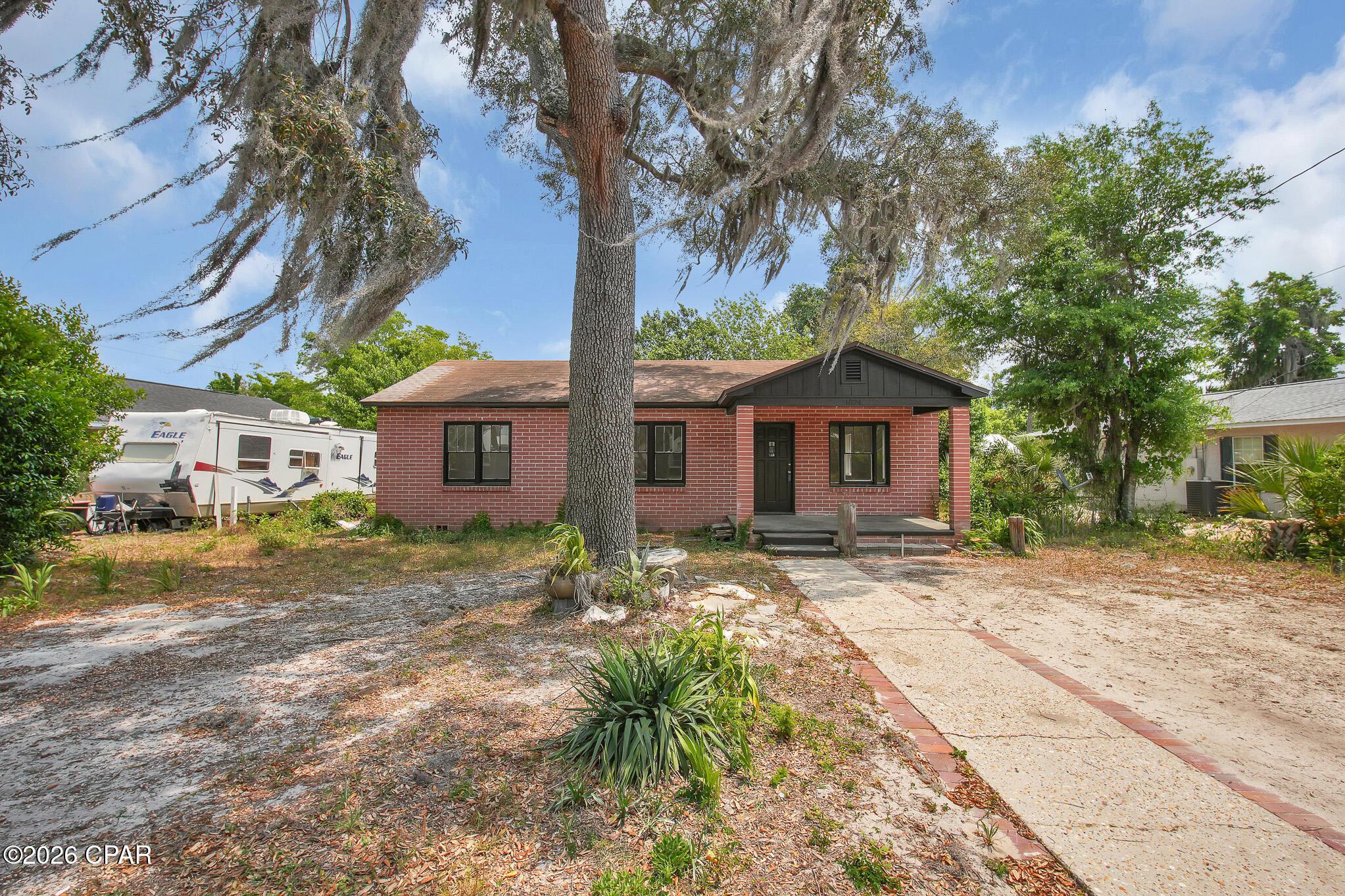 Image 2: MLS 1824 Grant Ave-26