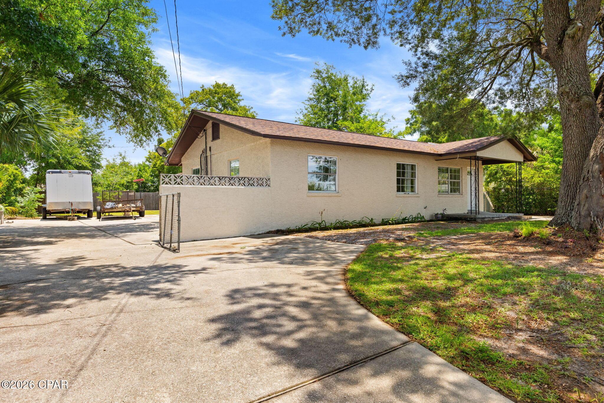 Image 1: 1-web-or-mls-PANHANDLE - 920 MULBERRY AV