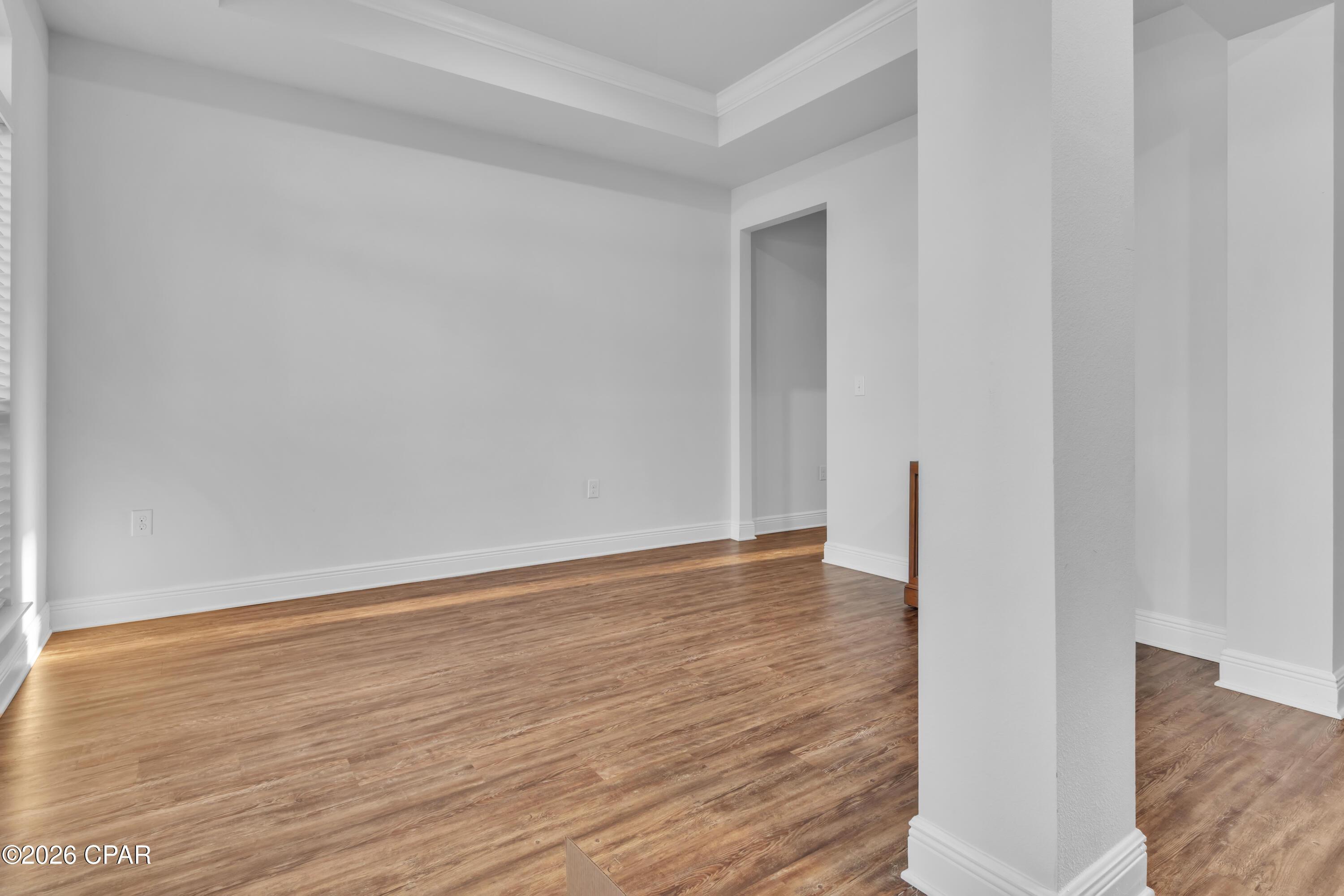 Image 3: Dining Room