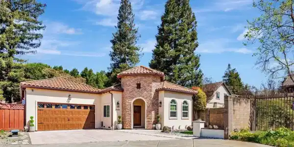35970 Vivian Pl