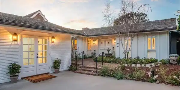 360 Diamond Street