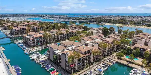 6112 Marina Pacifica N