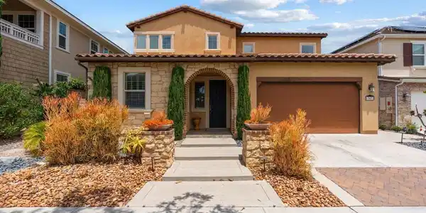 13572 Tierra Vista Circle