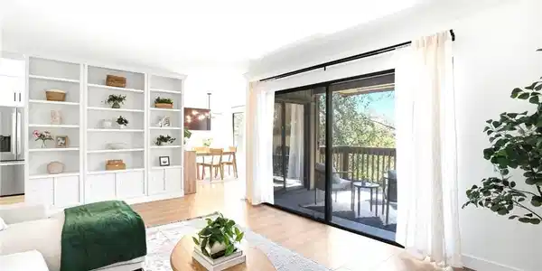 3362 La Mesa