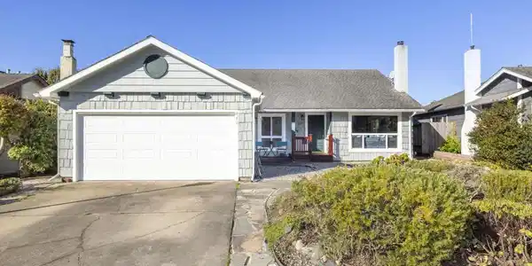 441 Bridgeport Drive