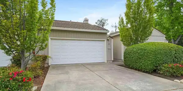 151 Terrace Ct