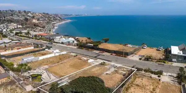 18341 Coastline Drive