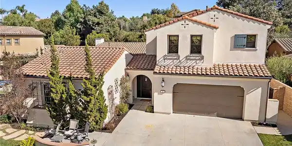 4 Gaucho Road