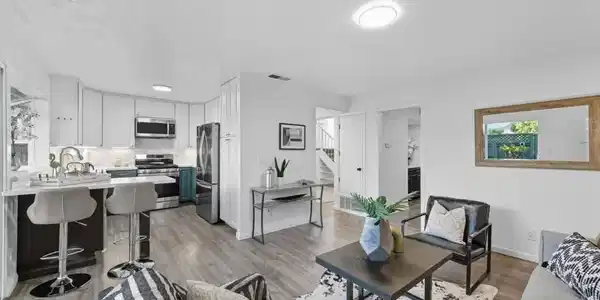 971 Marquette Lane