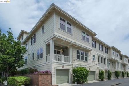 2269 Northshore DR