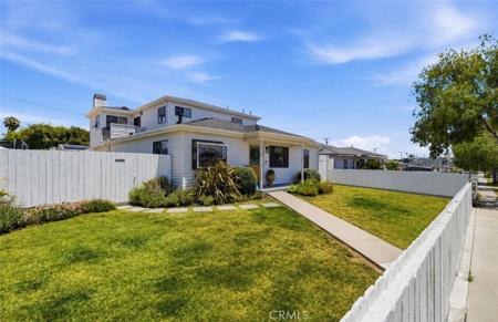 3427 W 187th Street