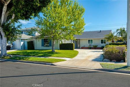9704 Lark Circle