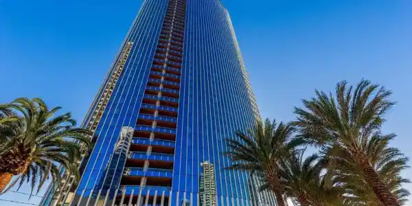 888 W E Street