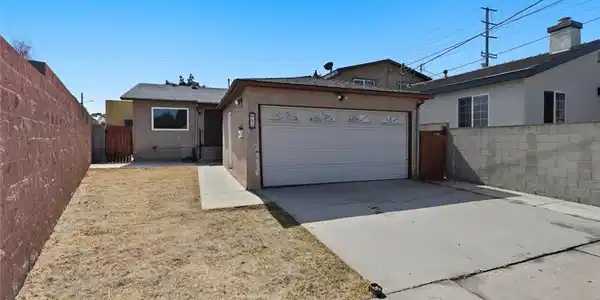 681 W Upland Avenue