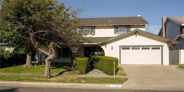 17122 Pleasant Circle