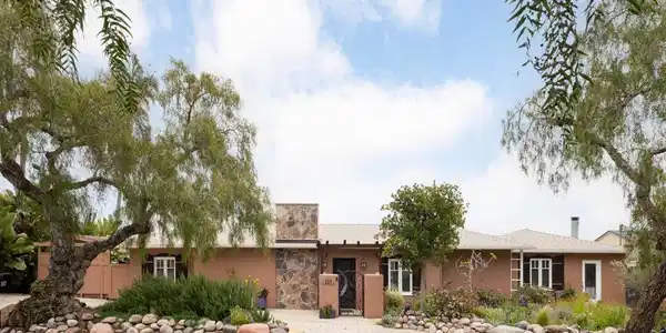 387 San Fernando