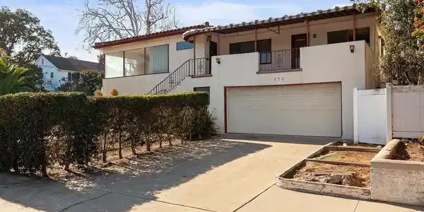350 San Elijo St