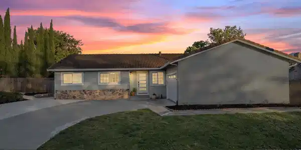 1840 Leo Ln