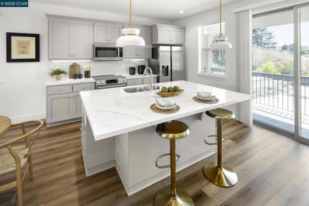 2806 Chattleton Lane