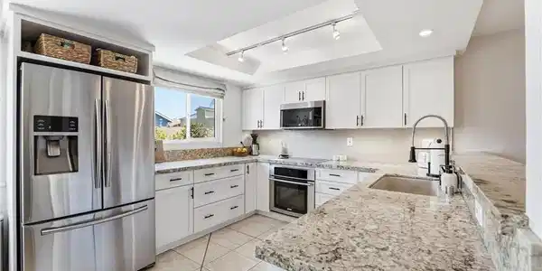 2112 Warfield