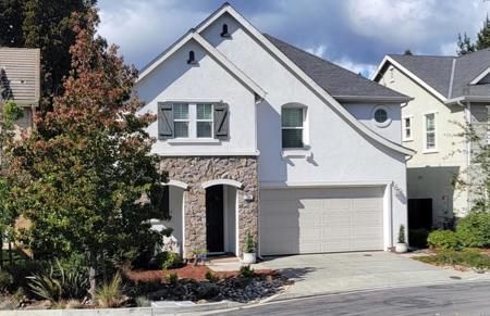 209 Fieldcrest Lane