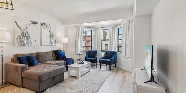 988 Franklin