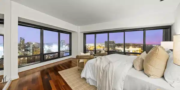 200 Harbor