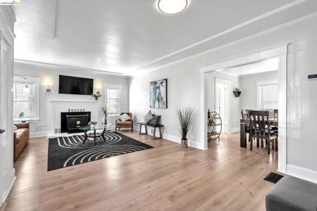 15 Monte Vista Ave