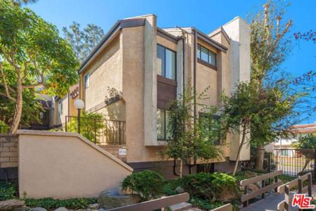 8114 Manitoba Street