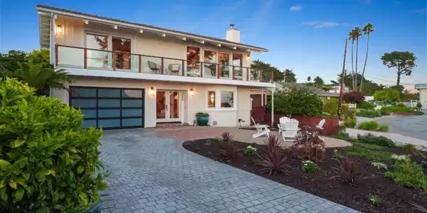 325 Kingsbury Drive