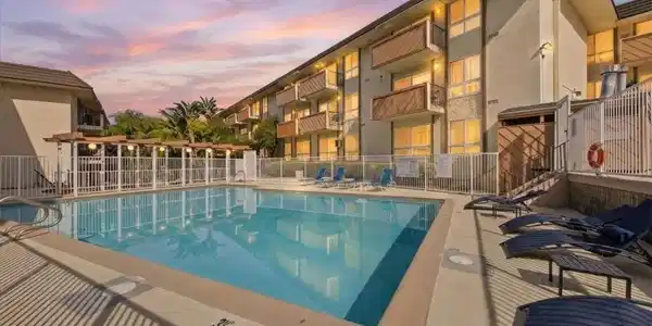 5585 E Pacific Coast Highway