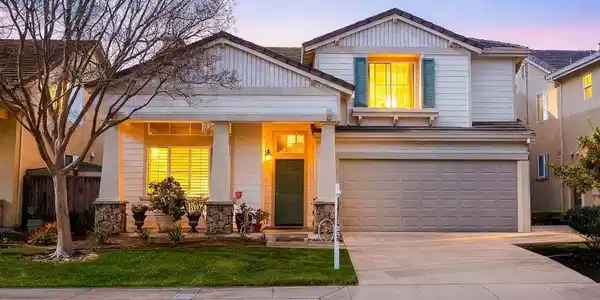 25085 Silverthorne Pl.