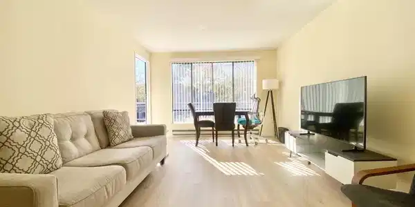 2 Commodore Drive